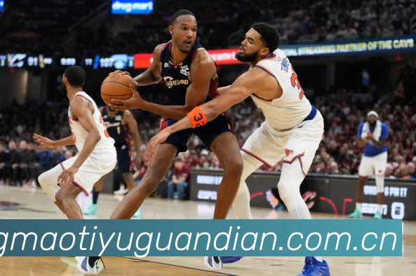 湖人对阵勇士:NBA常规赛胜负看点解析-深度解析 湖人对阵勇士:NBA常规赛胜负看点解析-深度解析